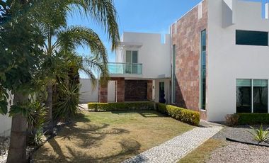 CASA EN VENTA EN HARAS, A 12 MINUTOS DE ANGELÓPOLIS, RECÁMARA CON BAÑO COMPLETO EN PLANTA BAJA,PUEBLA