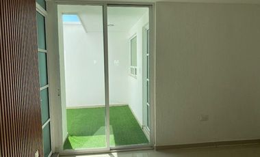 CASA EN VENTA EN HARAS, A 12 MINUTOS DE ANGELÓPOLIS, RECÁMARA CON BAÑO COMPLETO EN PLANTA BAJA,PUEBLA