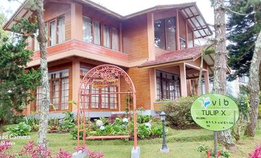 Sewa Villa Dinar di Villa Istana Bunga Lembang Bandung