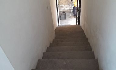 CASA SOLA CON LOCALES COMERCIALES TEMIXCO CENTRO