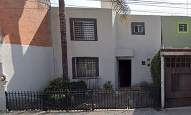 Venta de Casa en Calz de La Amargura , Lomas de San Pedrito,Santiago de Querétaro, Qro.