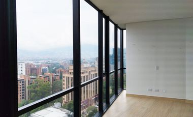 PR20316 Oficina en venta en el sector Milla de Oro