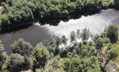 Hermosa parcela a Orillas del Rio Cruces