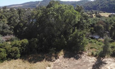 Hermosa parcela a Orillas del Rio Cruces