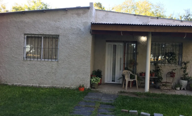 Casa Quinta (verónica, Partido De Punta Indio).
