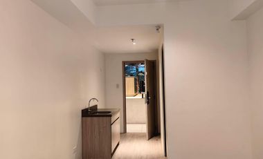 Pre-Selling Studio Unit near Cebu IT Park