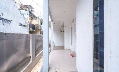 Rumah Strategis 14 Menit ke RSUD Pasar Minggu LT 102 Bisa KPR J-48248