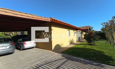 CASA EN VENTA AMOBLADA