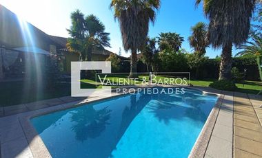 CASA EN VENTA AMOBLADA