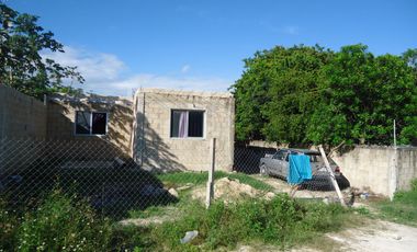 Se Vende Casa  en Cancun en Obra Gris en Colonia el Milagro
