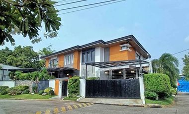 5 BR House and Lot For Sale in BF Homes Phase 3 Parañaque City