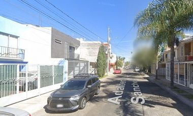 VENTA DE CASA EN CALLE ADALBERTO NAVARRO SANCHEZ 1061, LOS ARRAYANES, GUADALAJARA, JALISCO