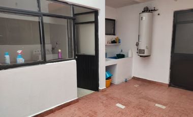 CASA EN VENTA (CERCA DEL MERCADO INDEPENDENCIA) $6,000,000