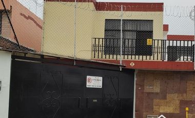 CASA EN VENTA (CERCA DEL MERCADO INDEPENDENCIA) $6,000,000