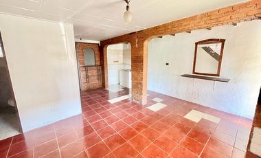 Se vende casa céntrica en Curicó, 3 piezas 1 baño. Villa Freire