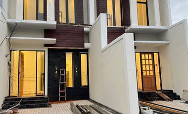 Rumah Baru Mewah Minimalis 2 lantai Di Ketintang Madya  Surabaya Selatan
