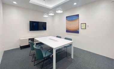 Coworking space in Regus Colours Town Center