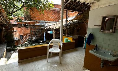 VENTA DE CASA PRIMER PISO CON AIRE EN BARBOSA ANTIOQUIA.