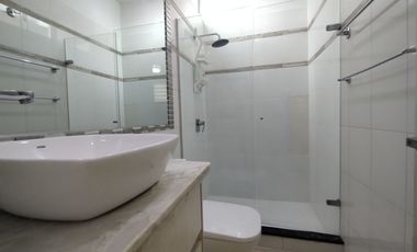 Apartamento amoblado en arriendo en Alto Prado.
