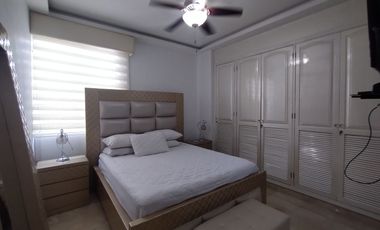 Apartamento amoblado en arriendo en Alto Prado.