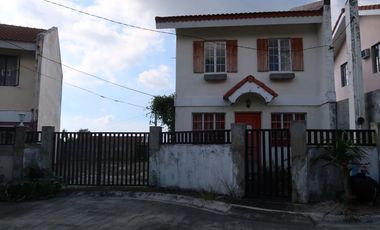 FOR SALE: 2-Bedroom House in Azienda Firenze, Talisay City