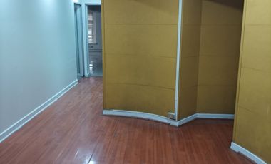 Excelente oficina climatizada ubicada en Agustinas 1022, Centro Histórico de Santiago, Santiago, RM (Metropolitana), esquina de Paseo Ahumada.