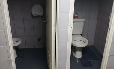 Excelente oficina climatizada ubicada en Agustinas 1022, Centro Histórico de Santiago, Santiago, RM (Metropolitana), esquina de Paseo Ahumada.