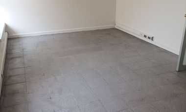 Excelente oficina climatizada ubicada en Agustinas 1022, Centro Histórico de Santiago, Santiago, RM (Metropolitana), esquina de Paseo Ahumada.