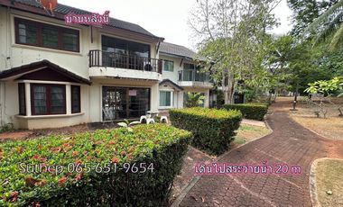 Hot Price Drop! Vacation Home for Sale – Now Only 2.99 Million Baht Located near the sea and swimming pool at Oceanside Place, Chakphong, Rayong.