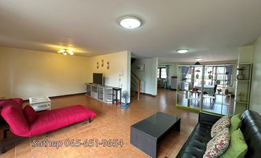 Hot Price Drop! Vacation Home for Sale – Now Only 2.99 Million Baht Located near the sea and swimming pool at Oceanside Place, Chakphong, Rayong.