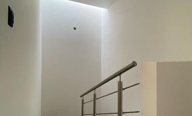 Hermosa Casa en Venta en Cañadas del Arroyo 2a Sección con Recámara en PB