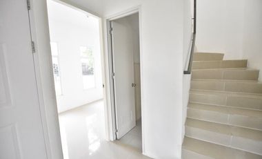 4 BEDROOMS SINGLE ATTACHED READY FOR OCCUPANCY HOUSE AND LOT