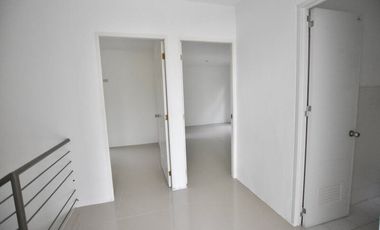 4 BEDROOMS SINGLE ATTACHED READY FOR OCCUPANCY HOUSE AND LOT