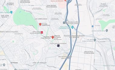 Hermosa y amplia casa de remate bancario en Las Arboledas, Ciudad López Mateos, Atizapán!