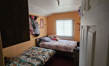 CASA DOS NIVELES EN ALTOS DE MAHUIZA