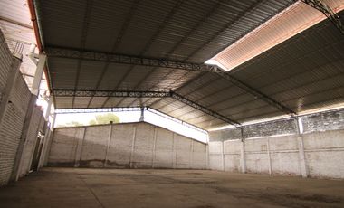 AMPLIO LOCAL EN VENTA – ZONA INDUSTRIAL - PIURA