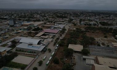 AMPLIO LOCAL EN VENTA – ZONA INDUSTRIAL - PIURA