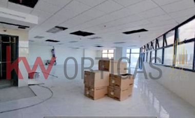 1 Whole Floor Office Space for Lease in Shaw Blvd., Mandaluyong