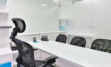 PR15559 Oficina en arriendo en el sector Ciudad del Rio, Medellin