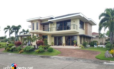 for sale house and lot with 5 bedrooms plus 4 parking in amara liloan cebu