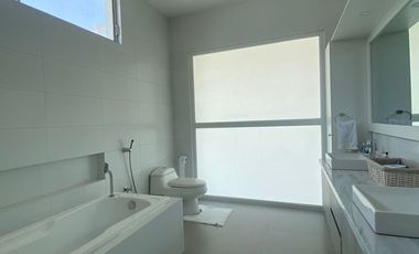 ALQUILO CASA DE LUJO EN ISLA MOCOLI