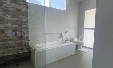 ALQUILO CASA DE LUJO EN ISLA MOCOLI