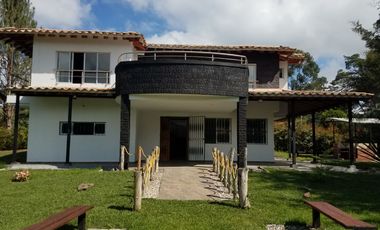Casa campestre en venta, El Carmen de Viboral-La Ceja.