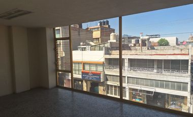 Edificio en renta en Pino Suárez Toluca