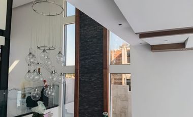 HERMOSA CASA SEMINUEVA EN FRAC. RESIDENCIAL HARAS