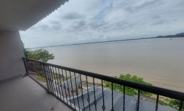 Samborondon, Alquilo Hermosa Casa REMODELADA con Vista al Rio