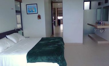 Casa Palmeras en San Bruno