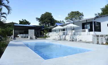 VENTA DE CASA-QUINTA QUINTA RICAURTE