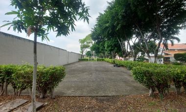 Kennedy Norte, Alquilo moderno departamento de 2 dormitorios cada uno con baño