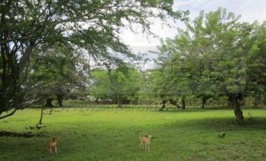 VENTA CASA LOTE VILLAVICENCIO